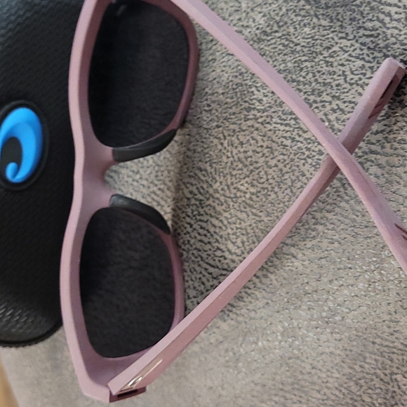 Coasta Caleta Sunglasses - Picture 3 of 5
